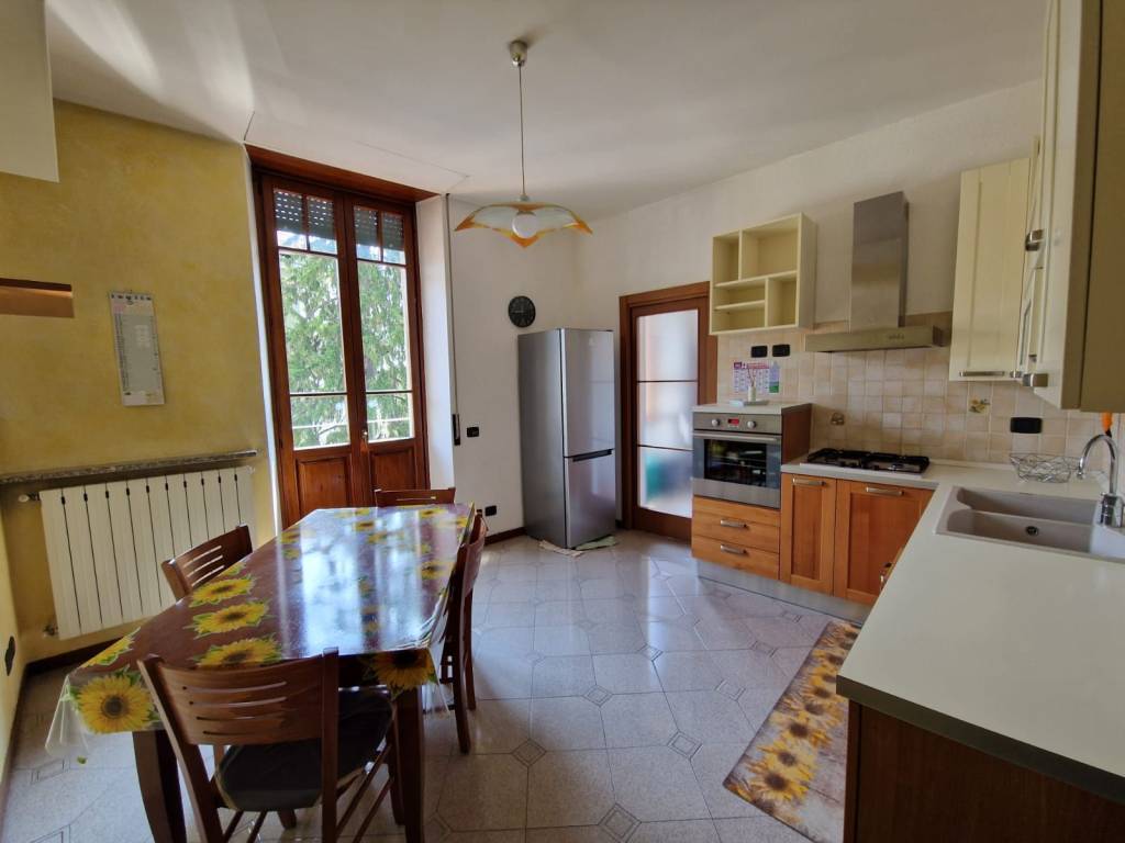 Appartamento a Viggiù in Via Antonietta Castagna - Foto 2