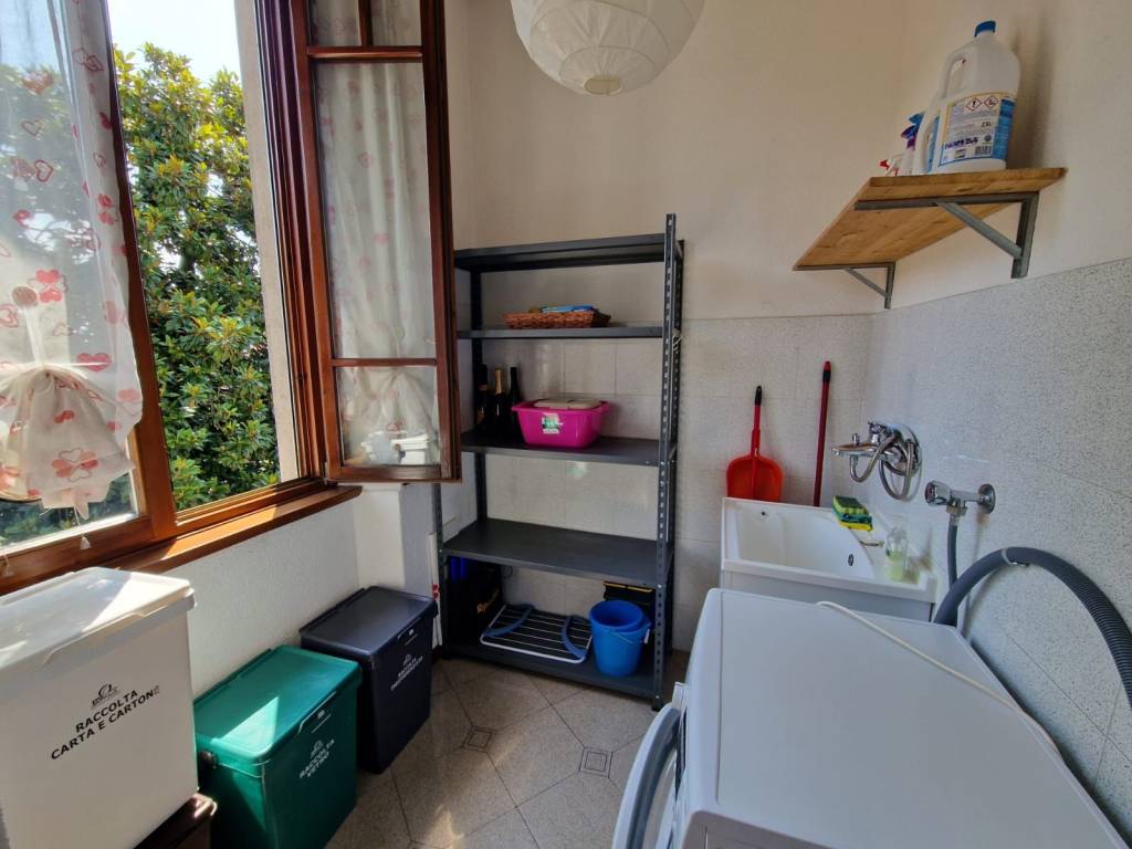 Appartamento a Viggiù in Via Antonietta Castagna - Foto 4