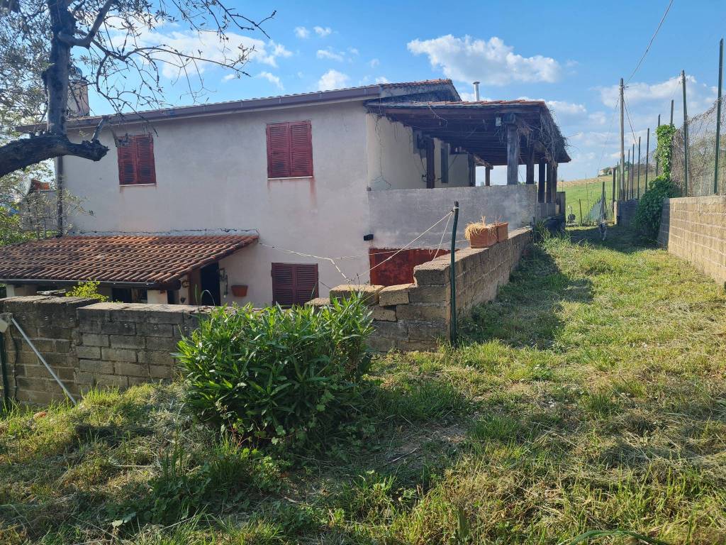 Villa a Fara in sabina in Via degli Aceri - Foto 3