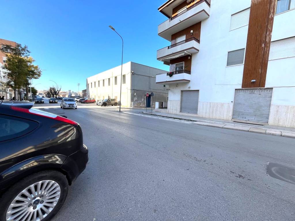 Casa indipendente a Cerignola in Via Alessandro Manzoni - Foto 3