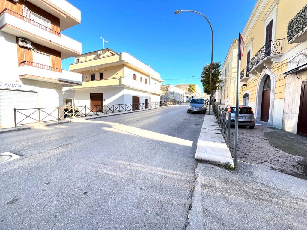 Casa indipendente a Cerignola in Via Alessandro Manzoni - Foto 4