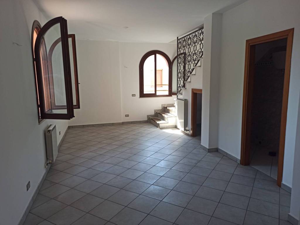 Appartamento a Castiglione del lago in Frazione - Foto 3
