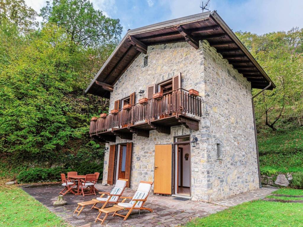 Villa a Plesio in Via per La Grona - Foto 2