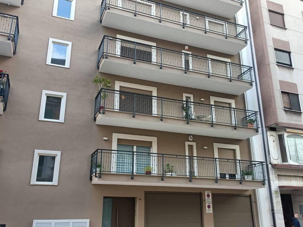 Appartamento a Taranto in VIA PUPINO - Foto 2