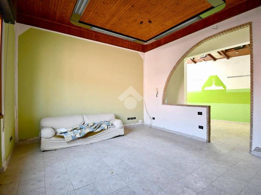 Appartamento a Monserrato in Vico I° S. Silvestro, 1 - Foto 4