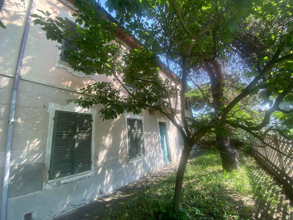 Villa a Cerreto d'asti in Via Torino - Foto 2