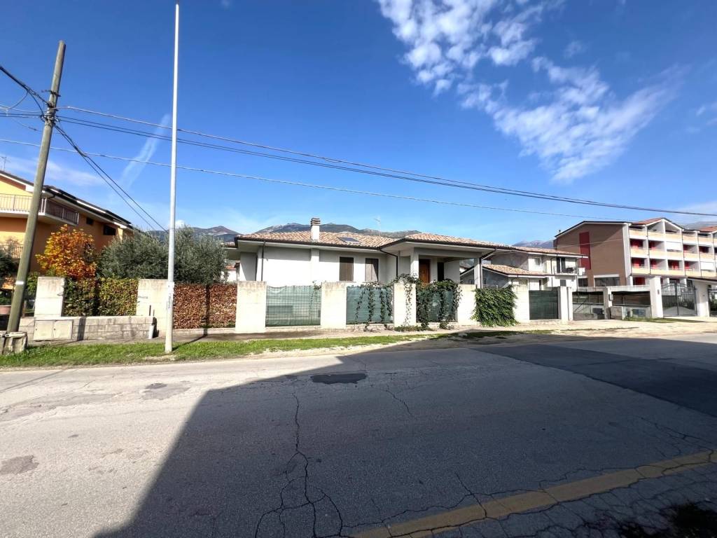 Villa a Sora in Via Cellaro - Foto 2
