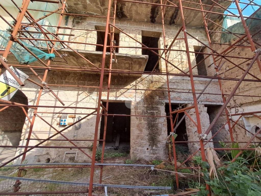 Casa indipendente a Frignano in Via Guglielmo Oberdan - Foto 4