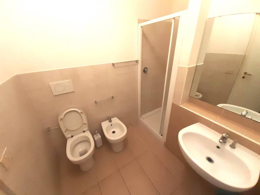 Palazzo / stabile a Rimini in Viale Francesco De Pinedo - Foto 2