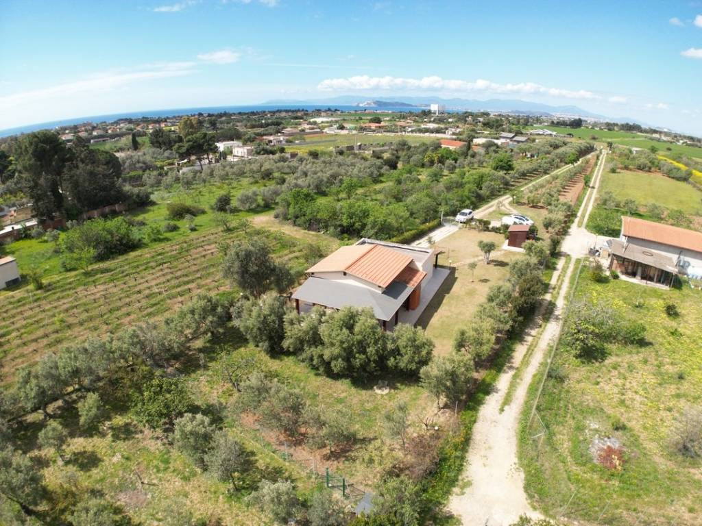 Villa a Quartu sant'elena in Via Filippo Figari - Foto 4
