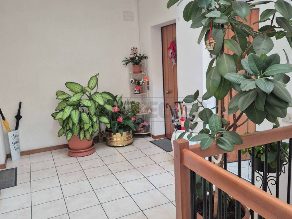 Appartamento a Bolzano vicentino in via A. moro, 5 - Foto 3