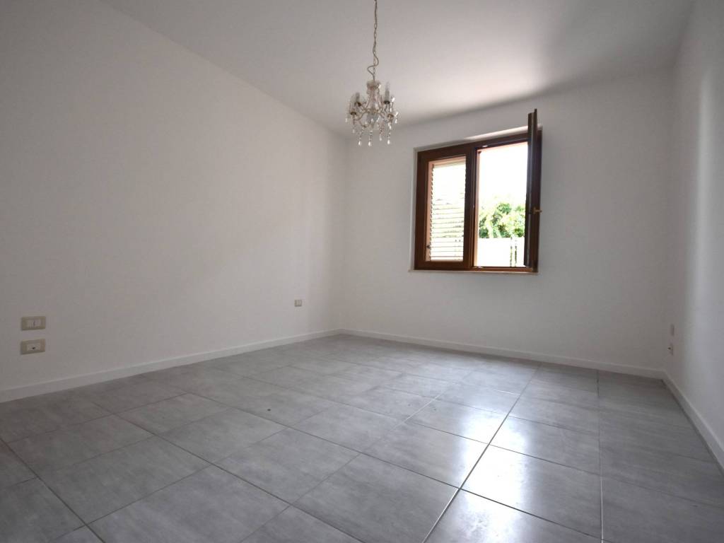 Appartamento a Monte san vito in Strada Provinciale di Morro - Foto 2