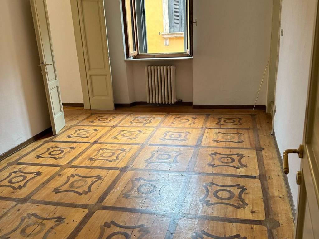 Appartamento a Verona in Via Giuseppe Garibaldi - Foto 4