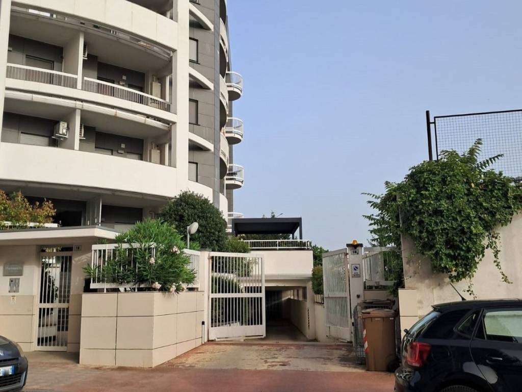 Box / garage a Benevento in Via Leonardo Bianchi, 20 - Foto 3