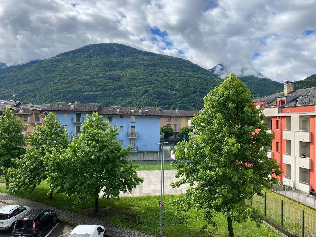 Appartamento a Morbegno in Via Bona Lombarda - Foto 5