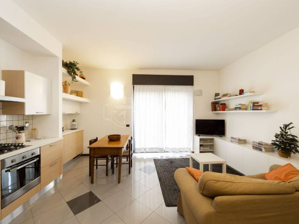 Appartamento a Barzanò in Via Prebone 15 - Foto 2