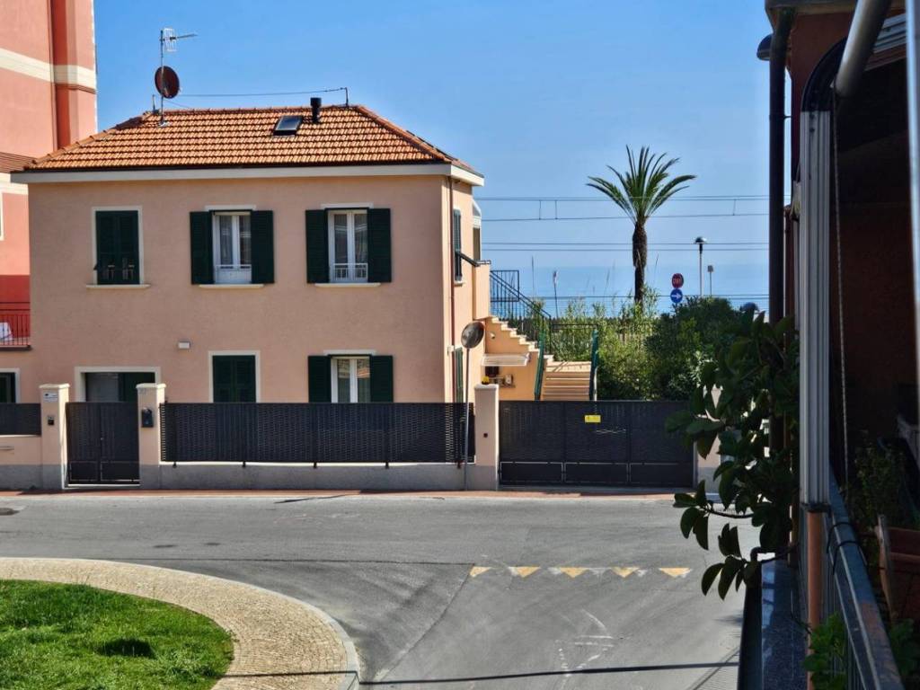Appartamento a Pietra ligure in Viale Europa - Foto 2