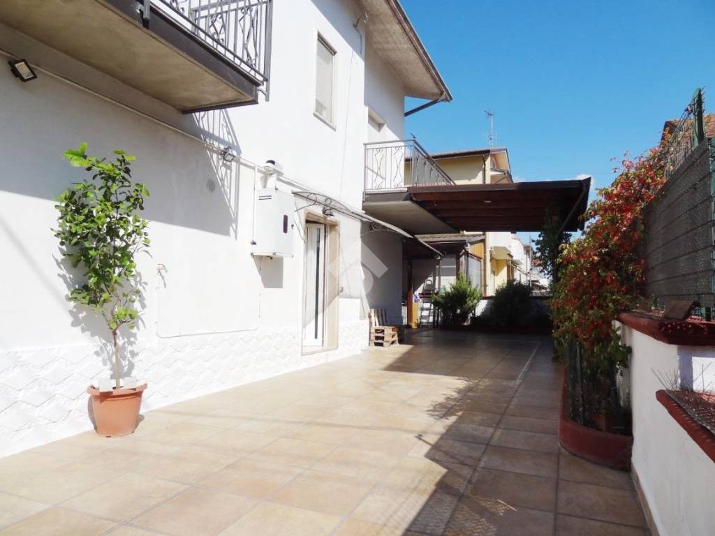 Casa indipendente a San nicola manfredi in Via Giardino, 46 - Foto 2
