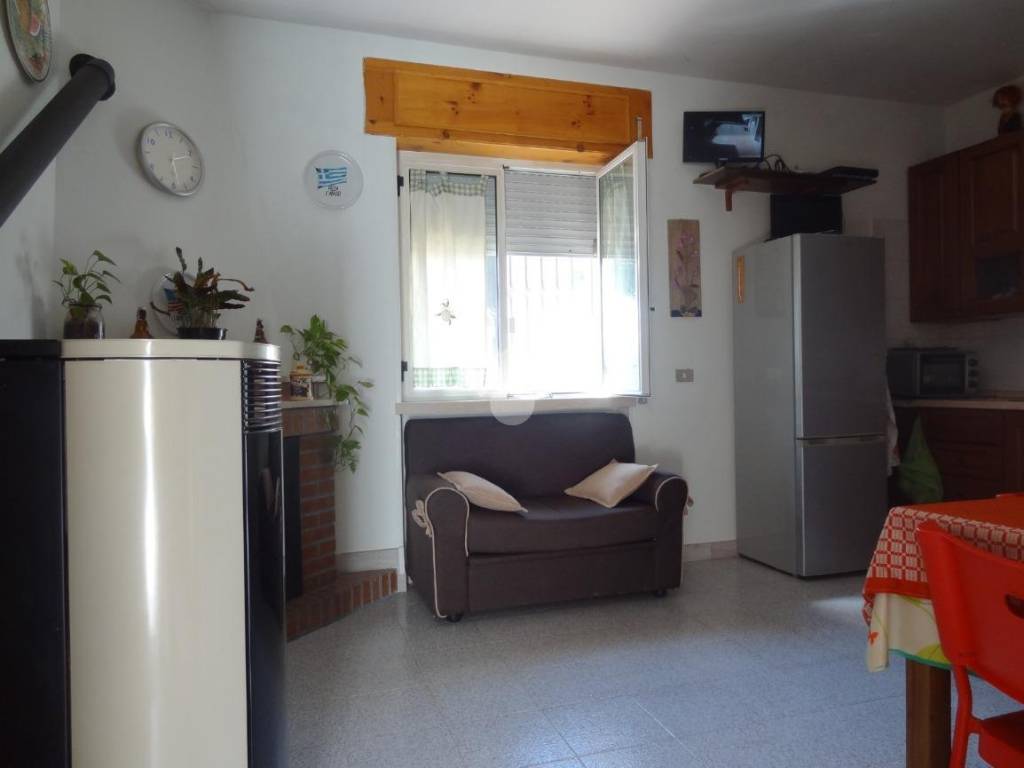 Casa indipendente a San nicola manfredi in Via Giardino, 46 - Foto 4