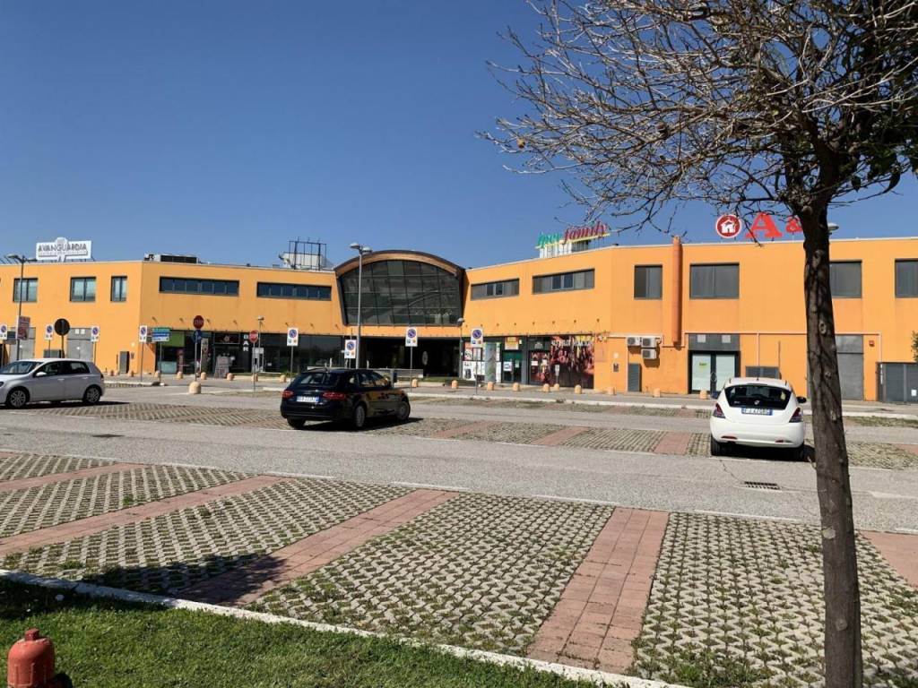 Immobile a Martinsicuro in STRADA PROVINCIALE 259 - Foto 2