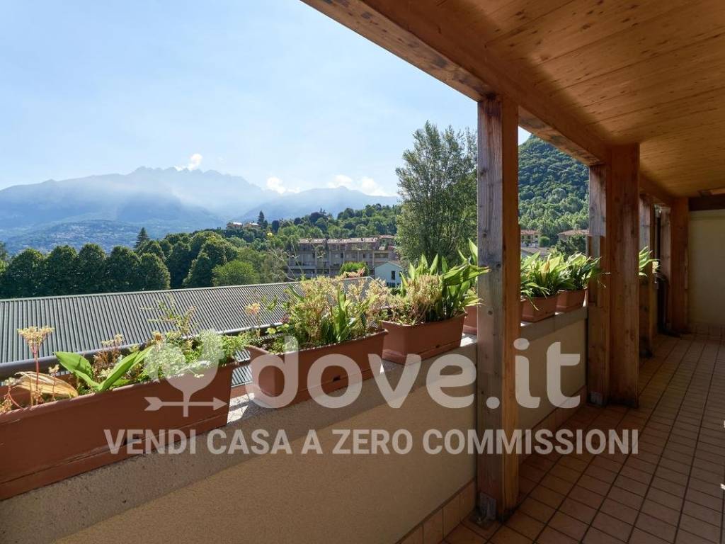 Appartamento a Malgrate in via Lorenzina, 10 - Foto 2