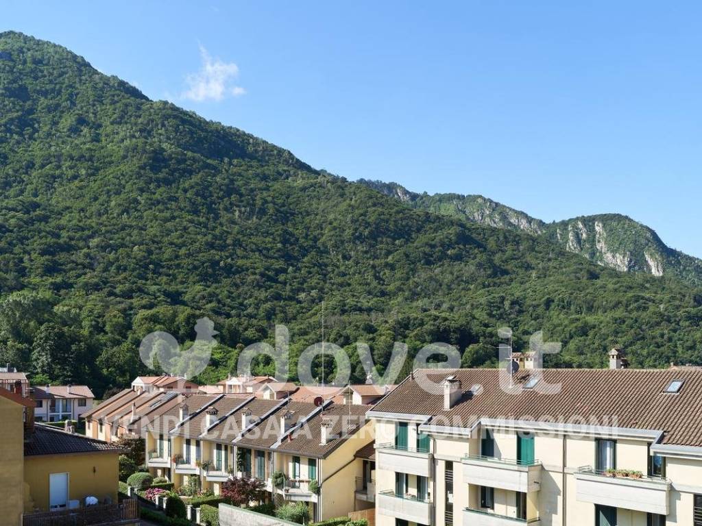 Appartamento a Malgrate in via Lorenzina, 10 - Foto 4