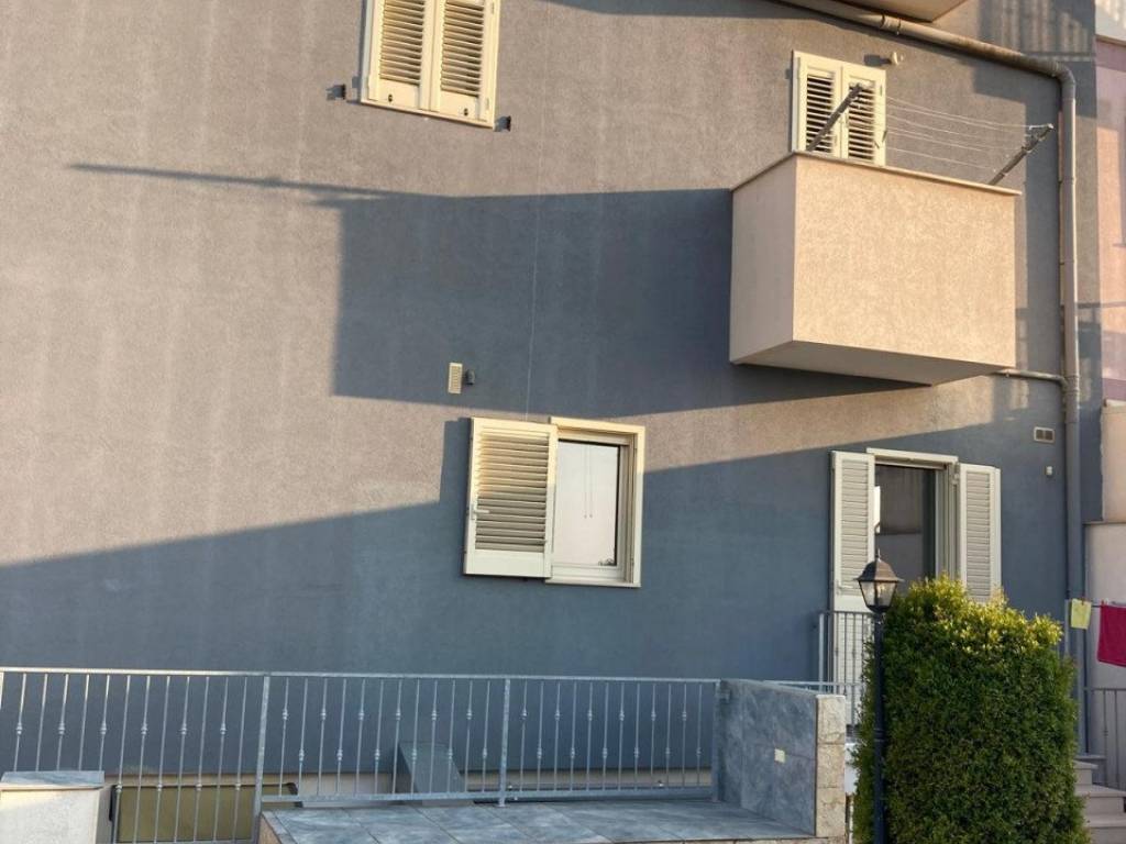 Appartamento a San michele salentino in Via Cosenza - Foto 5