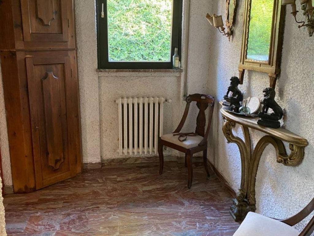 Villa a Laveno-mombello in Via Gorizia - Foto 2