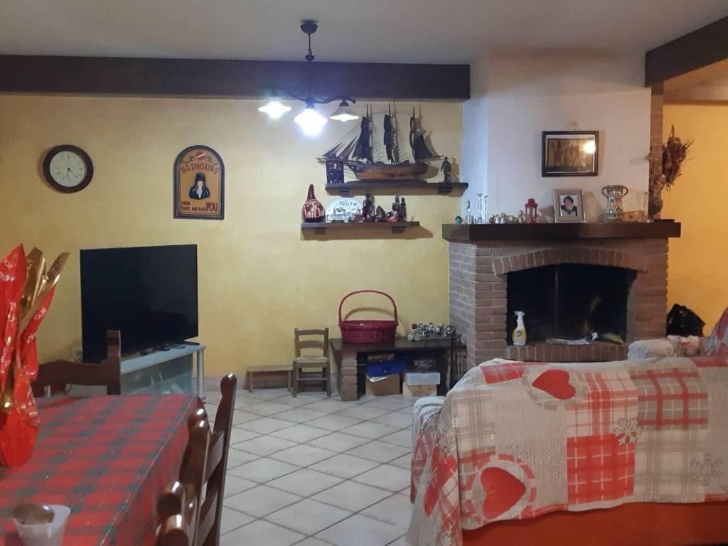 Villetta a schiera a Ascoli piceno in via delle begonie - Foto 2