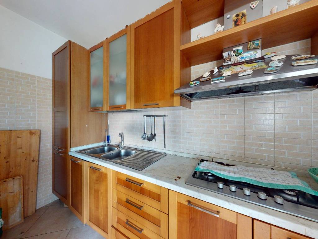 Appartamento a Carovigno in Via Medaglie d'Oro, 13 - Foto 5