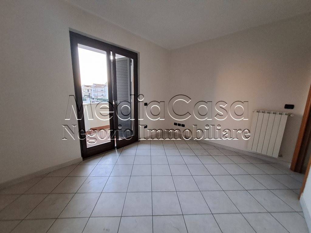 Appartamento a Casaluce in Via Edmondo De Amicis - Foto 4