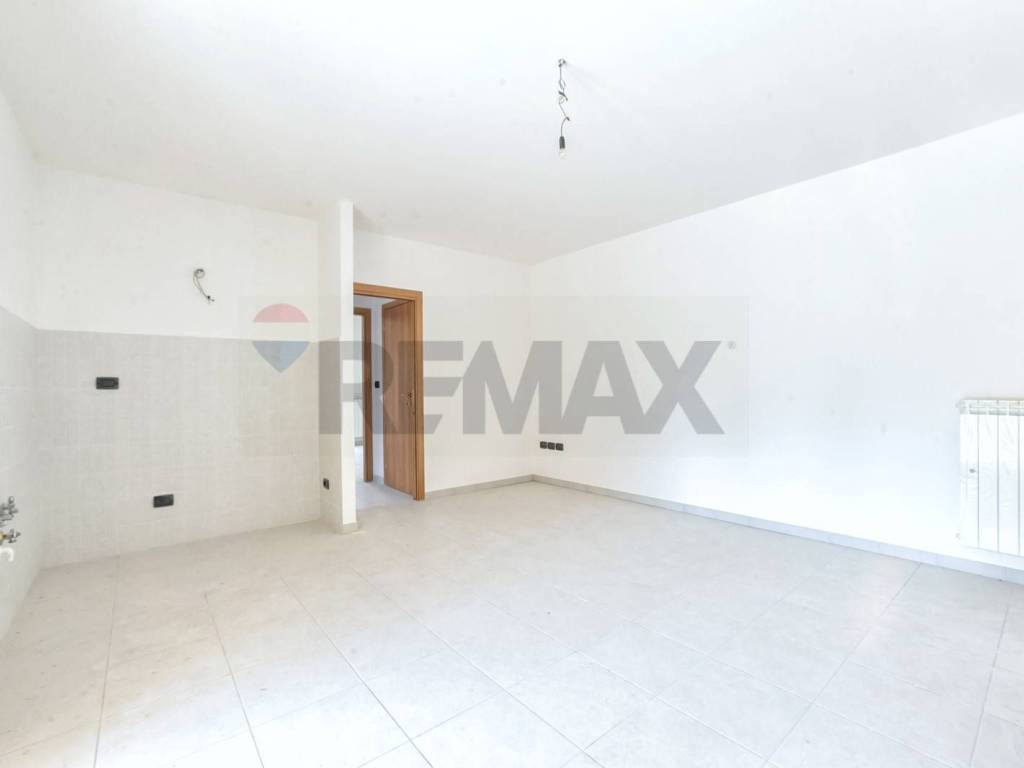 Appartamento a Collecorvino in Via Lombardia - Foto 4