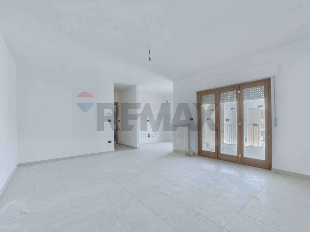Appartamento a Collecorvino in Via Lombardia - Foto 4