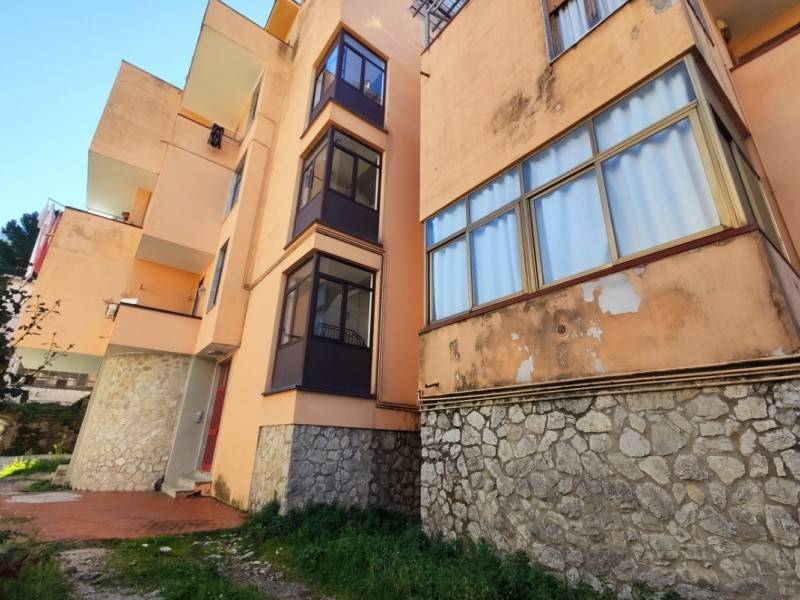Appartamento a Solofra in Via Sorbo Sottano - Foto 3