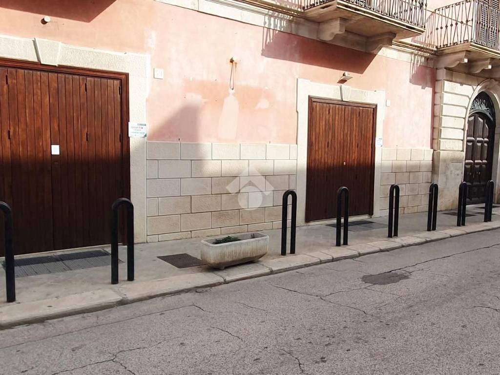 Immobile a Mola di bari in VIA VAN WESTERHOUT, 57 - Foto 2