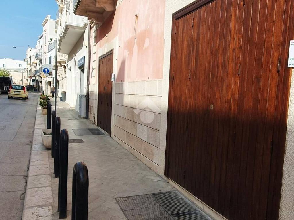Immobile a Mola di bari in VIA VAN WESTERHOUT, 57 - Foto 3