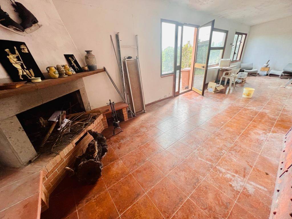 Villa a Aprilia in Via Valle Carniera - Foto 5