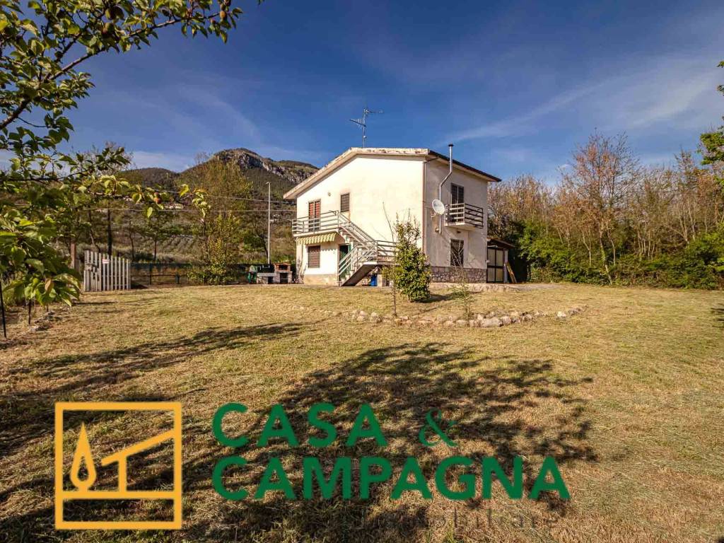 Villa a Pratella in Via Palombiscio - Foto 3