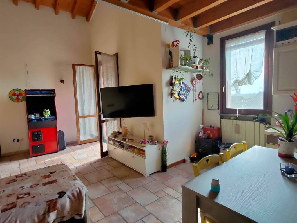 Appartamento a Caselle lurani in via Vivaldi, 11 - Foto 4