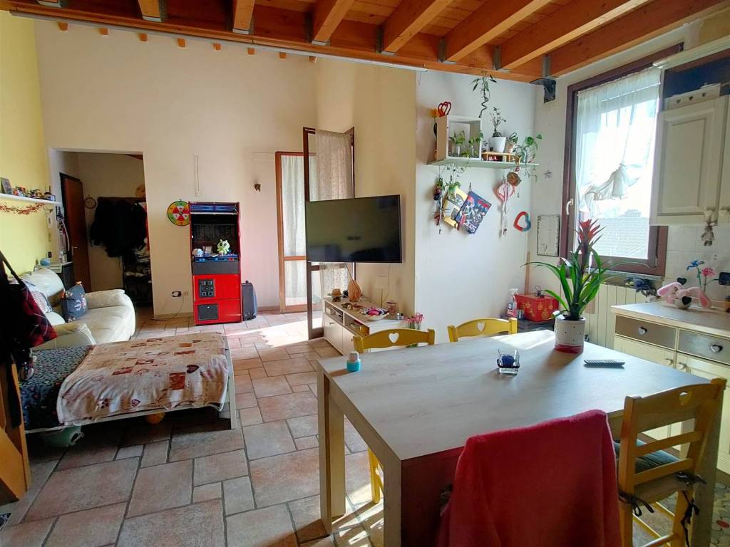 Appartamento a Caselle lurani in via Vivaldi, 11 - Foto 5