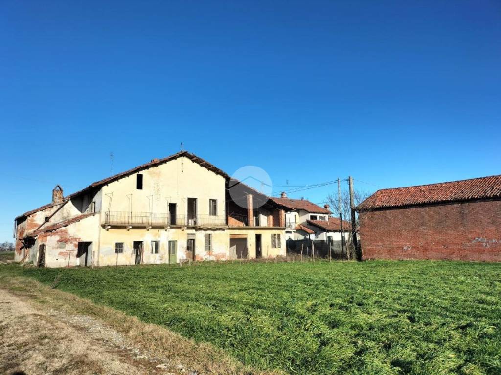 Rustico / casale a Trinità in FRAZIONE MOLINI, 47 - Foto 3