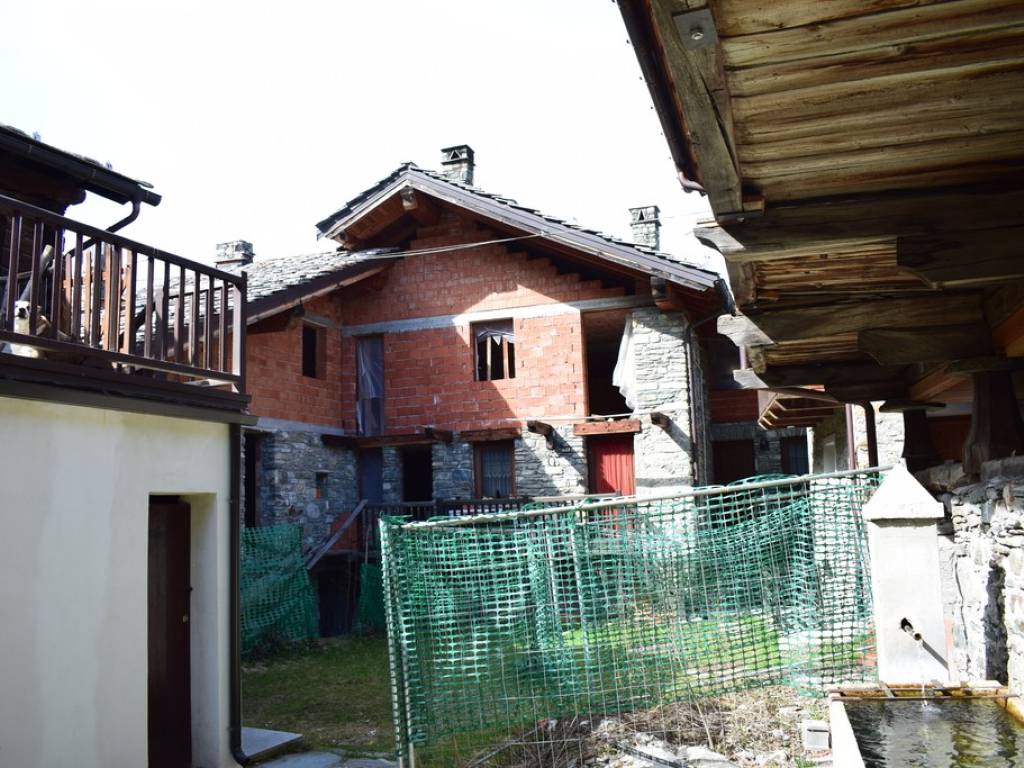 Rustico / casale a Brusson in Via de l'Eglise, 112 - Foto 4