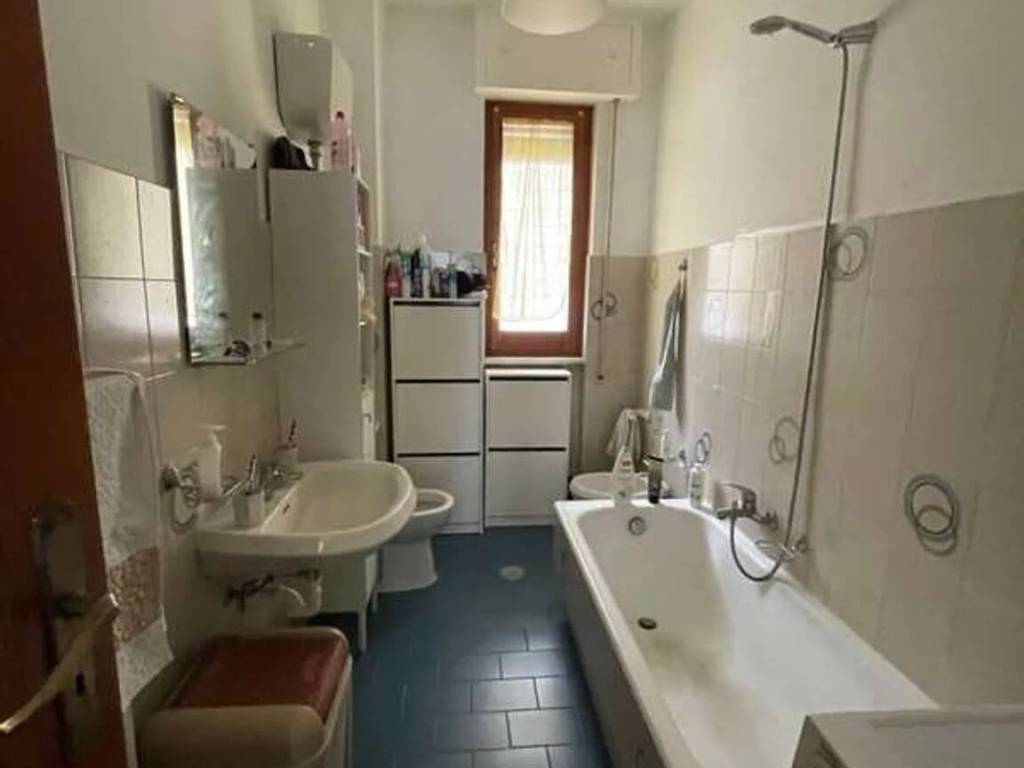 Appartamento a Montescaglioso in Viale Aldo Moro S.N.C. - Foto 4