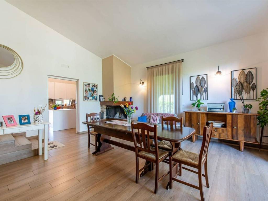 Casa indipendente a Cutrofiano in strada comunale montanara - Foto 5