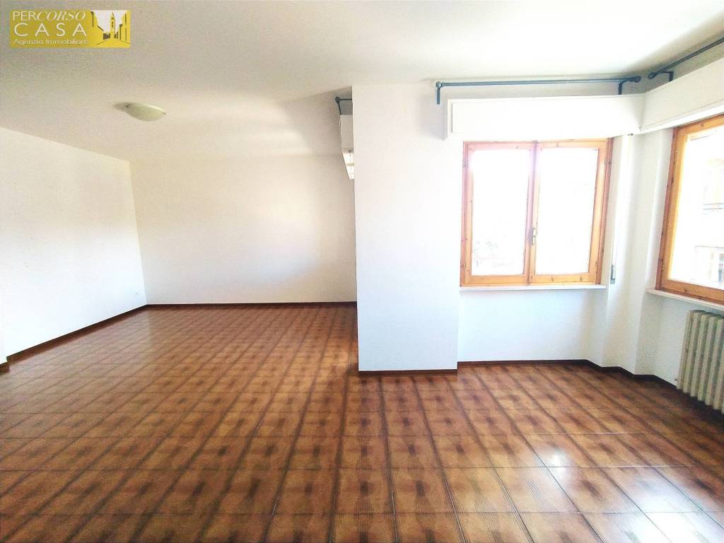 Appartamento a Teramo in Via Felice Barnabei, 34 - Foto 2