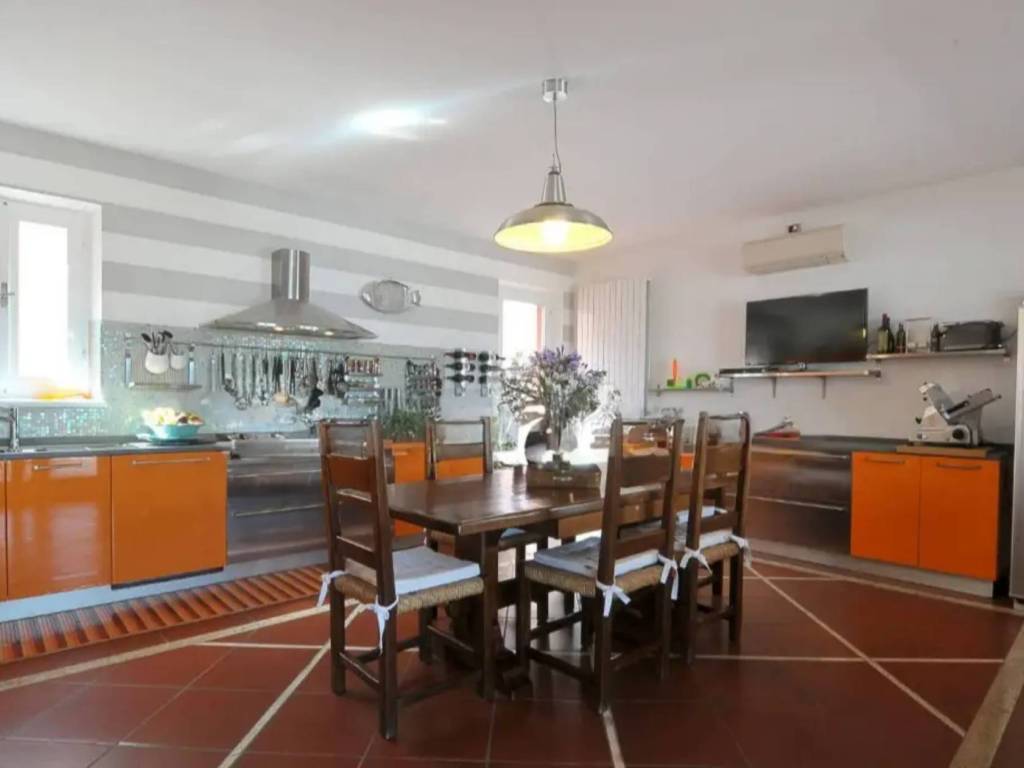 Villa a Portoferraio in Viale Luigi Einaudi - Foto 2