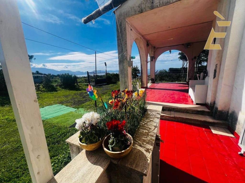 Villa a Torre del greco in via ruggiero, 52 - Foto 4