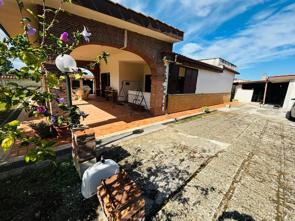 Villa a Aprilia in via coscine, 2 - Foto 5