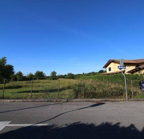 Terreno a Gorizia in Via Gradisca D'Isonzo - Foto 2