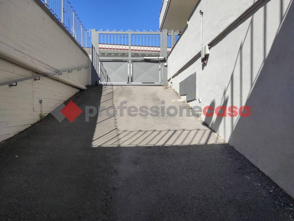 Box / garage a Scafati in Via Passanti traversa Sequino, 22 - Foto 2